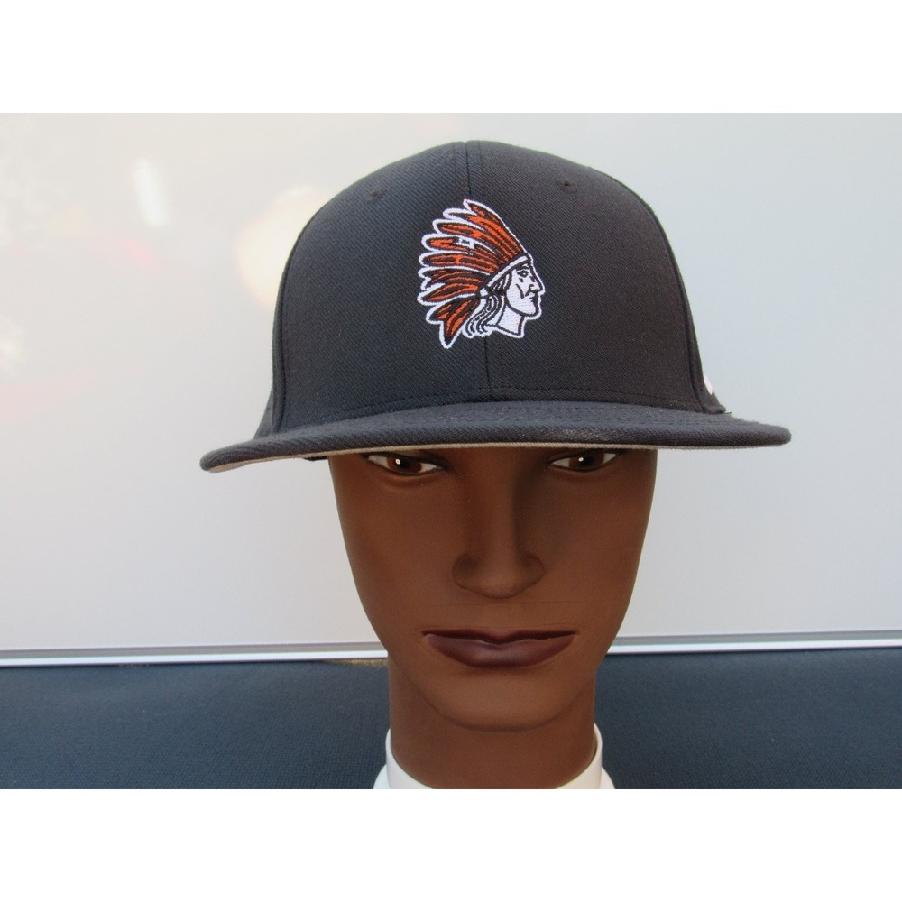 Nike True Dri-FIT Football Hat Men's L/XL Gray Fitted Headdress Logo Cap